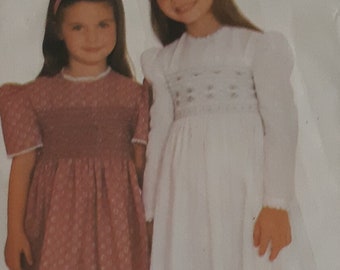 Girl's Smocked Dress pattern and Smocking Transfer Size 3 UNCUT Butterick 4308 NANTUCKET Designs for Children