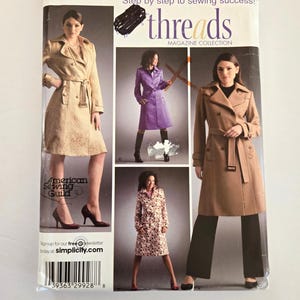 Womens Trench Coat Sewing Pattern double or single breasted, Size 6 - 14 in Regular AND Petite sizes, Simplicity 4084 Uncut