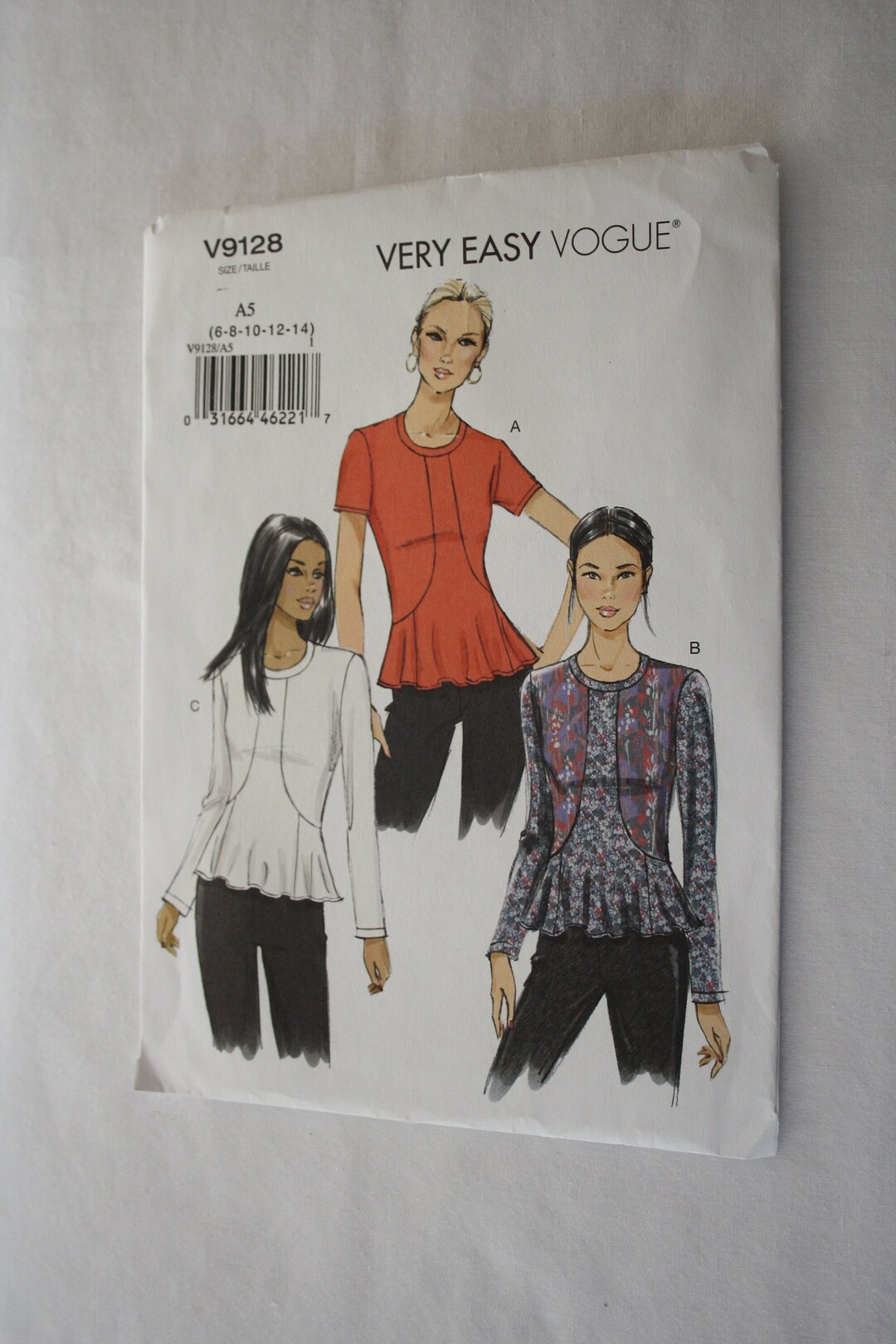 Women's PEPLUM Top Pattern Pullover Top Misses Sizes 6 8 10 12 14 VERY