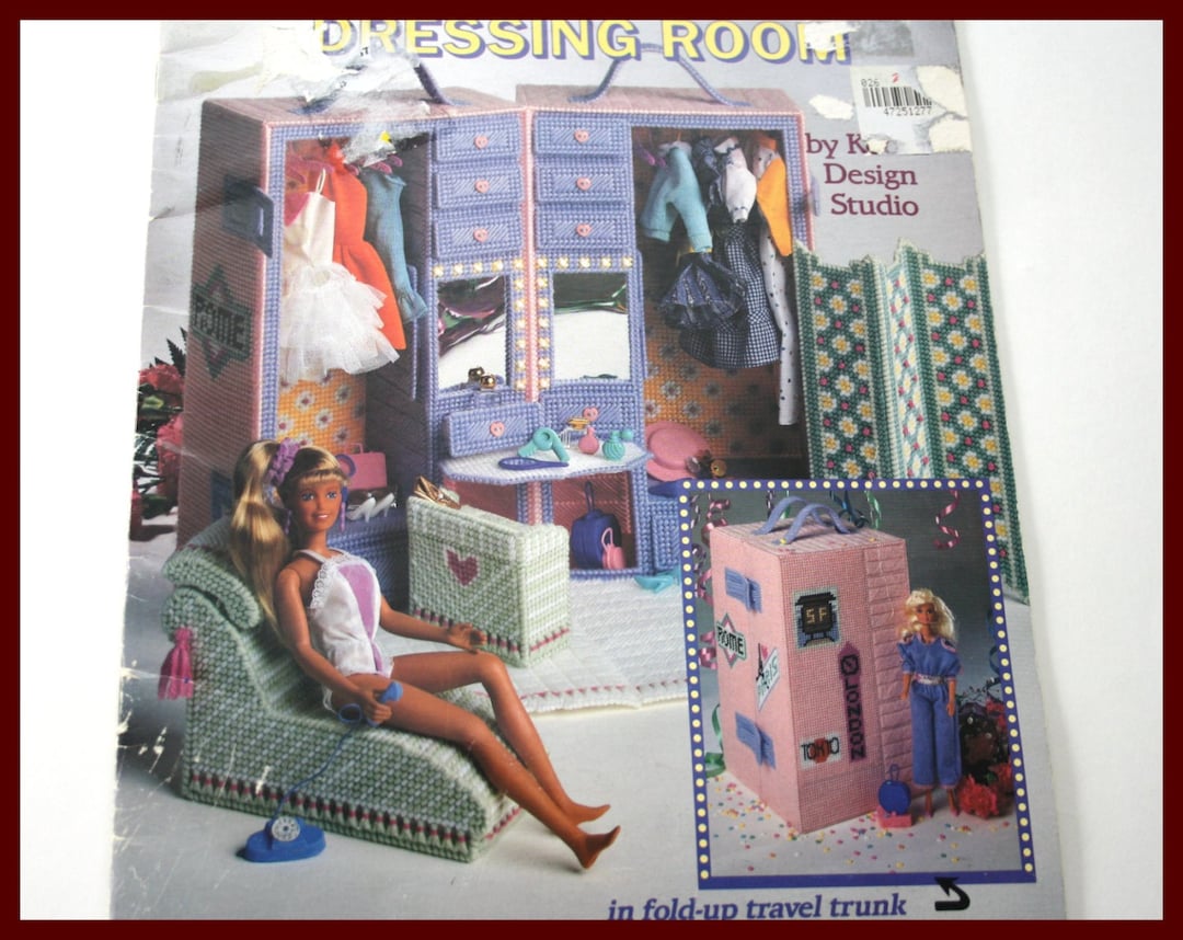PLASTIC CANVAS Barbie Doll Furniture, Make Fashion Doll Dressing Room Fold-up Travel Trunk 11.5