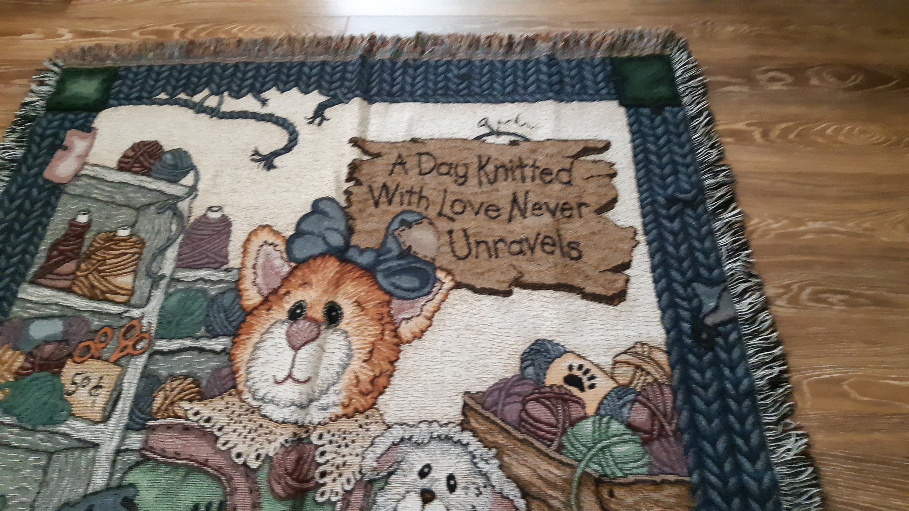 Afghan BOYDS BEARS Blanket Throw or Wall Hanging, VINTAGE Tapestry