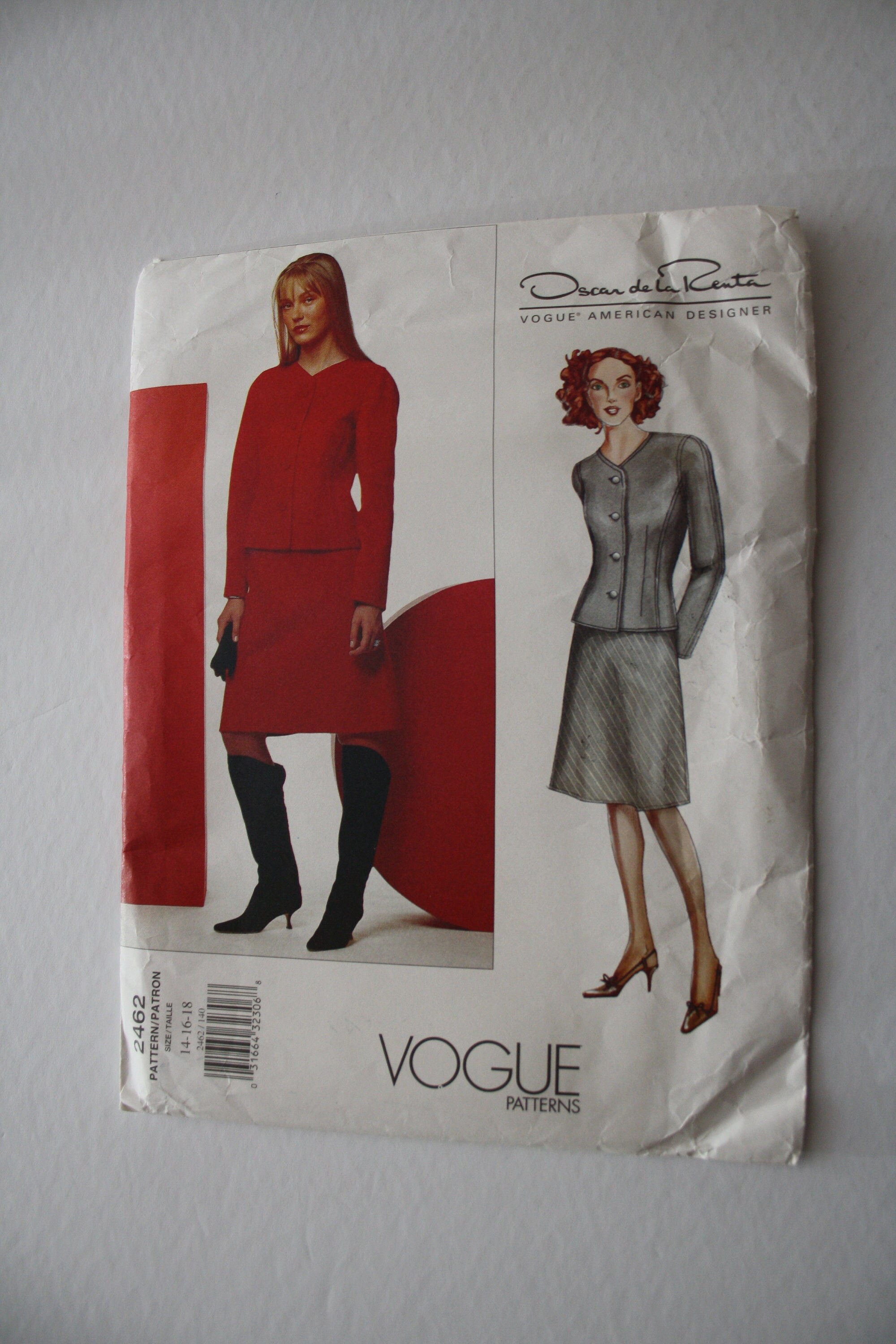 Designer Oscar de la Renta Pattern 2462,Jacket and Skirt Size 14-16-18 UNCUT Vogue