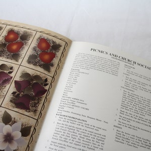 Tolehaven-samlingen volym V 5, Tole-målningsmönsterbok av Gail Anderson måla rosor, blommor, jordgubbar på träbricka, låda, korglock bild 8