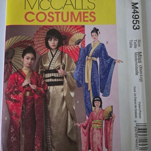 Japanese Costume Pattern Traditional Formal Kimono Robe With Obi Sash ...