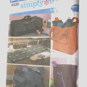 Sewing Pattern Shopping Bag, Market Bag, Tote Bag, Duffle Bag - Messenger Bag and pattern for Roll Up Floor Mat, UNCUT Simplicity 4535