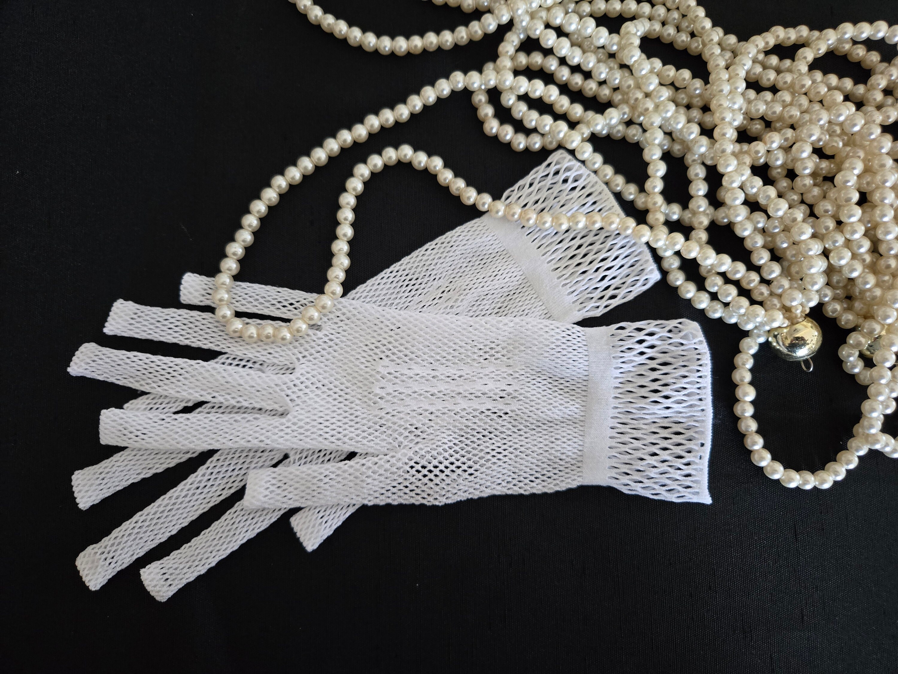 White Net Lace Gloves Women's /Teen /Older Girls full fingered mesh lace crochet gloves for wedding, costume, First Communion, craft supply