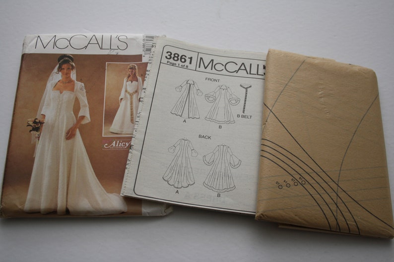 Bridal Gown Renaissance or Medieval Style Gown Evening or Wedding or Costume McCalls 3861 UNCUT Sewing Pattern