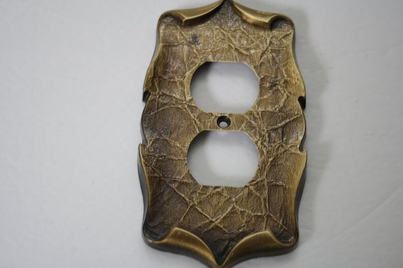 Metal Electrical Outlet Cover Wall plate Vintage /Retro Etsy