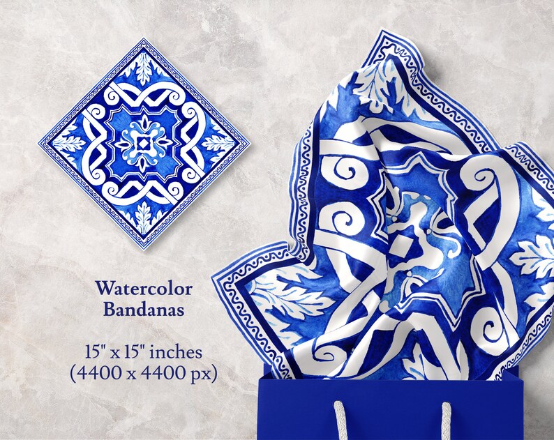Op de afbeelding: Blauw-witte aquarel bandana met een geometrisch patroon. De bandana is 15 inch bij 15 inch en wordt getoond gevouwen in een cadeauzak.
