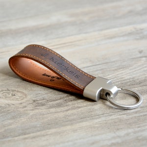Porte-clés en cuir personnalisé. Porte-clés en cuir personnalisé. Porte-clés en cuir monogrammé. Porte-clés en cuir unique. Porte-clés en cuir gravé