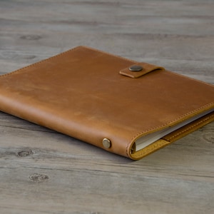 Personalized A5 / A6 Leather Refillable Planner Binder, 6 ring Refillable, travelers Journal, sketchbook, Distressed Brown Leather
