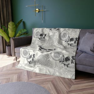 Gothic Crushed Velvet Blanket - Cozy Skull Decor, Spooky Home Accents, Unique Gift for Halloween, Cottagecore, Goth Style