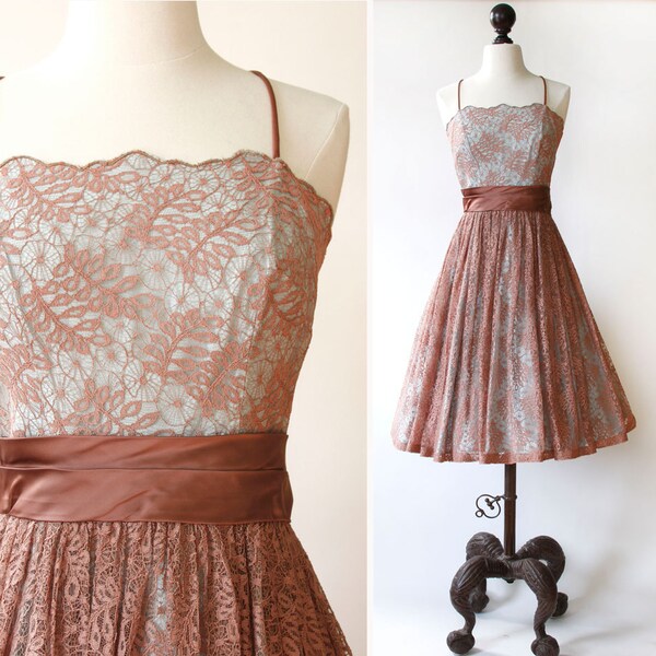vintage 1950s dress <> late 50s early 60s lace and taffeta party dress