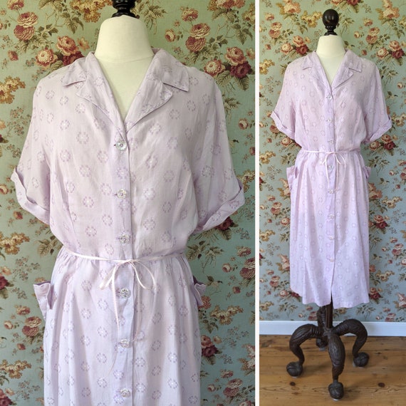 vintage 1950s soft lavender cotton large size day