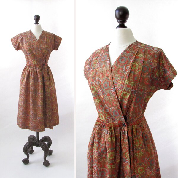 vintage 1950s wrap dress <> cotton print fabric touched with gold