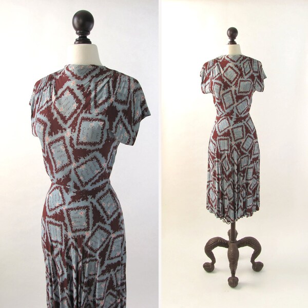 RESERVED for cinamon81 <> vintage 1940s dress <> 40s rayon print dress <> sweet print with proverbial sayings <> extra small/small