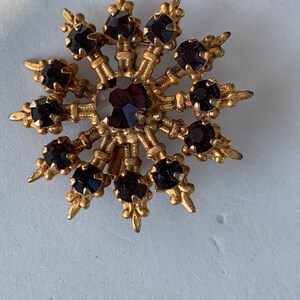 Vintage Regal Gold Tone Purple Prong Set Facetted Glass Stones