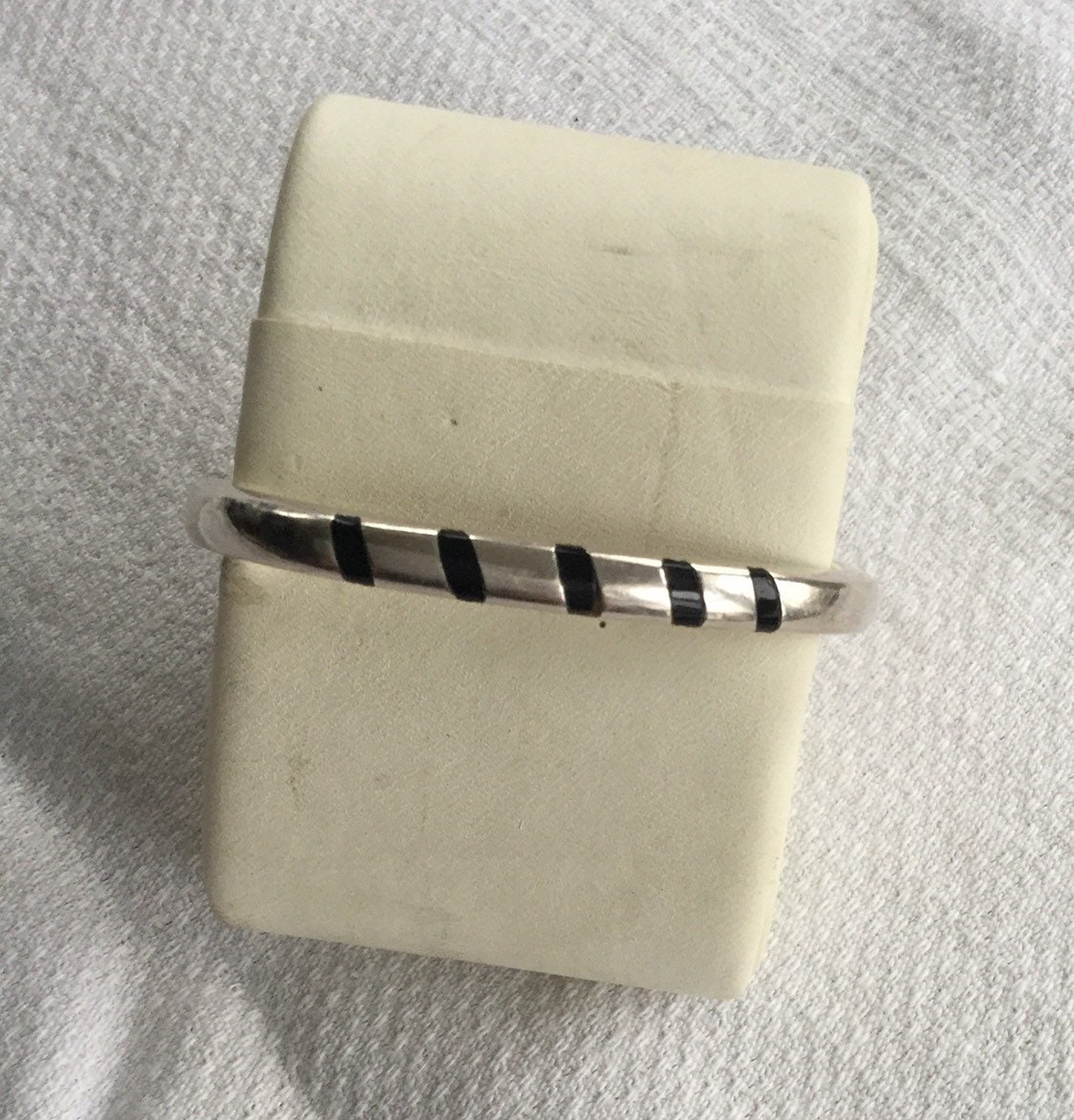 【AG X JOSILVER】Measurement-Marked Bangle Gorgeous MEXICAN STERLING Signed JS Bangle Bracelet - Taxco