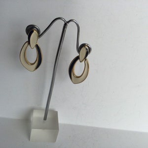 Vintage Trifari Dark Blue & Cream Drop Post Earrings Signed