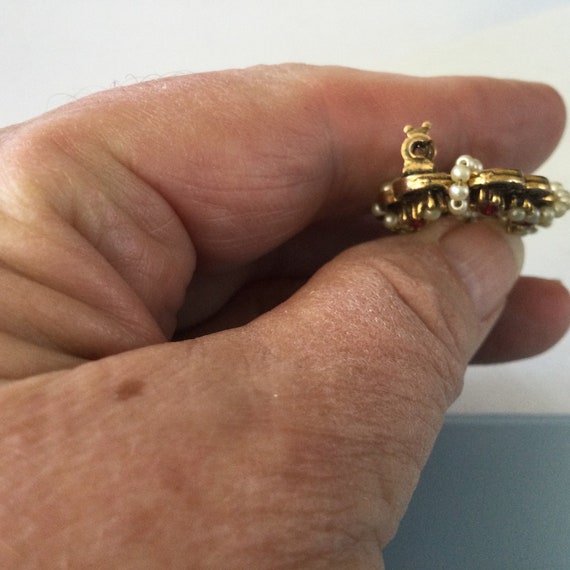 Beautiful Ruby Red Sets Faux Pearls Gold Tone Bro… - image 2