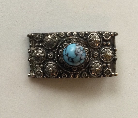 Vintage Silver & Turquoise Repousse Dress Clip - image 4