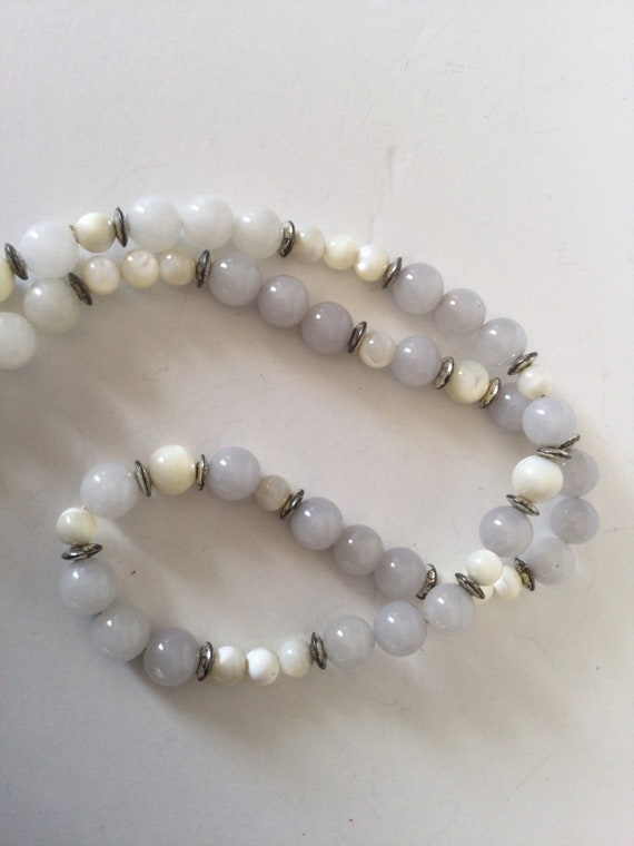 Vintage graduated moonstone beaded 24” single str… - image 5