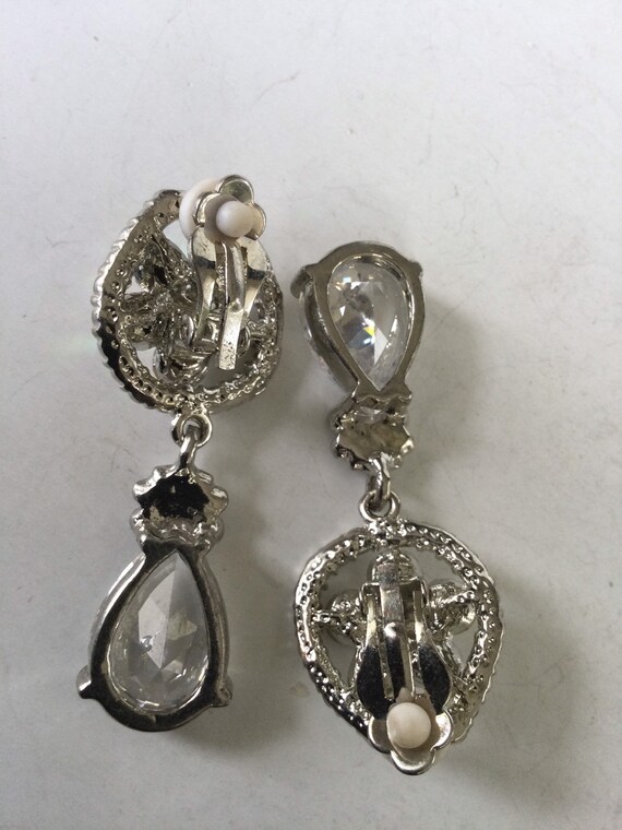 Vintage Rhinestone Clip On Dangle Drop Earrings. - image 4