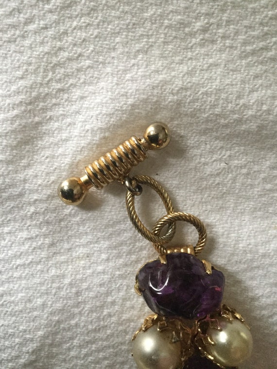 Vintage Amethyst resin, Faux Pearl, Gold Tone Bra… - image 3