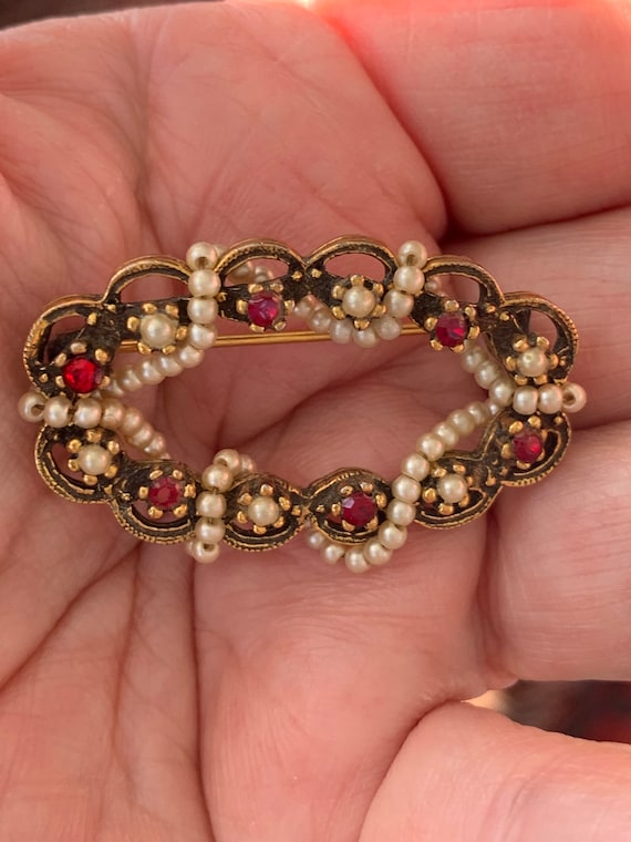 Beautiful Ruby Red Sets Faux Pearls Gold Tone Bro… - image 8