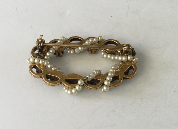 Beautiful Ruby Red Sets Faux Pearls Gold Tone Bro… - image 3