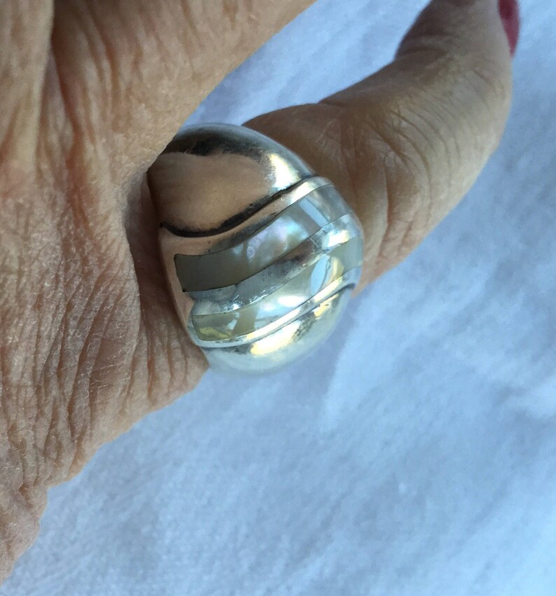 Sterling Silver Dome Ring Mother of Pearl Inserts Size 5 12