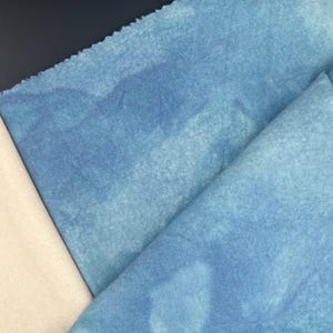 Azure Blue V1 Half Value, Rug Hooking Wool, Fat Quarter