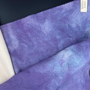 Blue Violet V1, Rug Hooking Wool, Fat Quarter