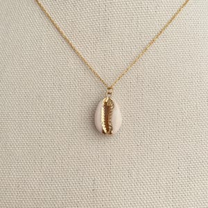 Natural seashell necklace, Natural shell necklace, Conch necklace, Ariel necklace, Mermaid necklace, Gold necklace, Christmas present