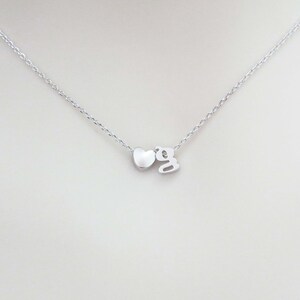 Collana personalizzata con iniziale minuscola e cuore, collana in oro/argento, lettera piccola + collana a cuore, regalo migliore amica/mamma