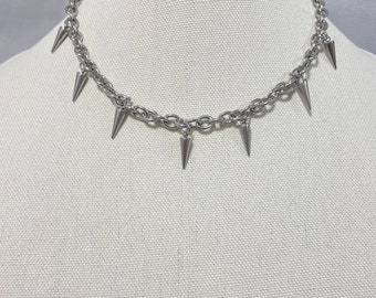 Collar de acero con púas, colgantes de púas en acero inoxidable, joyería con púas, estilo vintage, estilo gótico, joyería rockera y chic con púas para mujer.