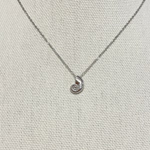 Ariel voice necklace Shell necklace Seashell necklace Conch necklace Gift for mom Gift for grandma Gift for women
