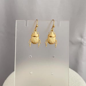 Guld- och silverörhängen med skalbagge för kvinnor och flickor, skalbagge-insektshänge som present, skalbagge-hängen med hänge för henne
