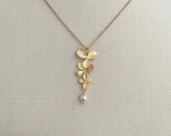 Beautiful Triple Orchid Flower Necklace with White Pearl Floral Necklace, Flower Necklace for Bridesmaids for Wedding, Gift