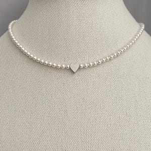 Minimal Heart with Pearls Necklace, Pearl Heart Necklace for Women, White Pearl Strand Necklace, Swarovski White Pearl Necklace