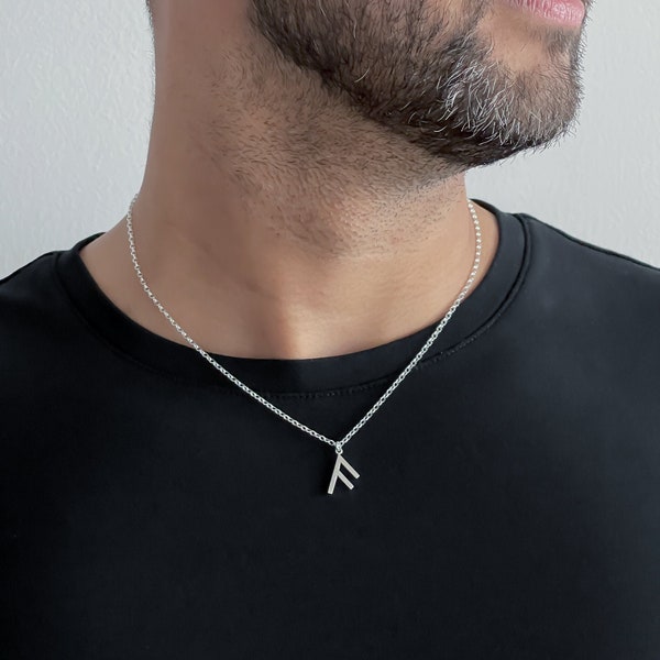 Heren Viking Runenketting • Elder Futhark Runen • Mannelijk, modern + verfijnde Noorse runenhangers • Minimalistische Scandinavische sieraden voor mannen