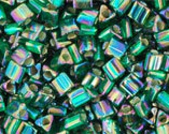 10g Triangle Toho Seed Beads size 11/0 Silver Lined Rainbow Emerald TG-11-2036 Rocailles size 11/0 Green Silver Line Metallic