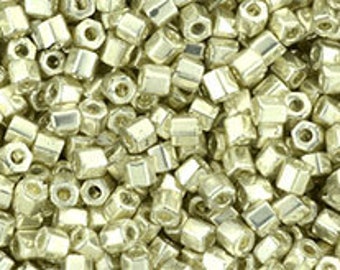 10g Toho Hexagon Beads 11/0 Galvanized Starlight gold TH-11-557 2 cut Rocailles size 11 Japanese Seed Beads gold