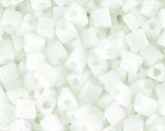 10g Triangle Toho Seeds Beads size 11/0 Opaque  White TG-11-41 Rocailles size 11/0 White chalk