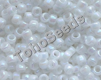 Toho seed beads size 8/o Round Opaque White Rainbow Seed Beads (tr-8-401) of 10 grams