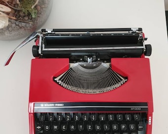 Vintage silver reed SR 200 red typewriter - Working Japan typewriter -  red typewriter