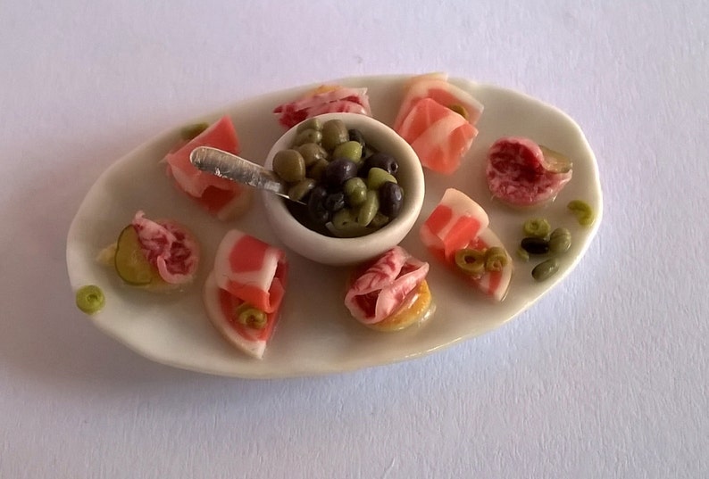 1:12 Scale Bowl Olives OOAK Canap\u00e9s Appetisers Tapas Party Food Hors d/'oevres Dolls House Food ; Miniature Food