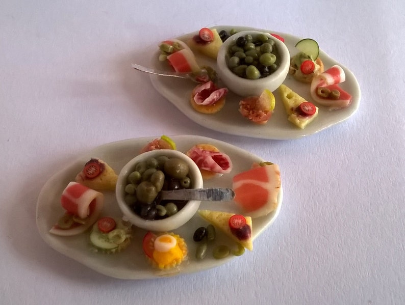 1:12 Scale Bowl Olives OOAK Canap\u00e9s Appetisers Tapas Party Food Hors d/'oevres Dolls House Food ; Miniature Food