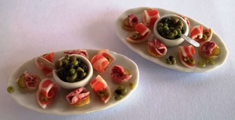 1:12 Scale Bowl Olives OOAK Canap\u00e9s Appetisers Tapas Party Food Hors d/'oevres Dolls House Food ; Miniature Food