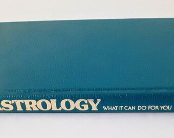 ASTROLOGY What It Can Do for You by Hans Holzer (160 pages, 1975)